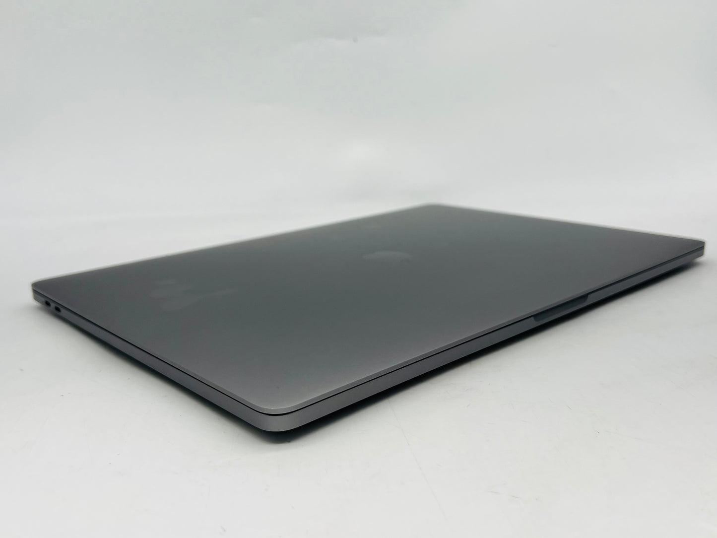 Apple 2019 MacBook Pro 16 in 2.3GHz i9 32GB RAM 1TB SSD RP5500M 4GB - Very Good