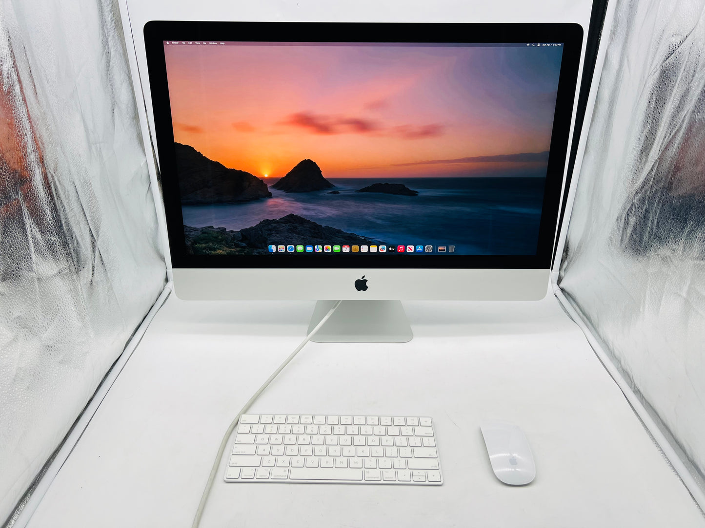 Apple 2020 iMac 27" 5K 3.6GHz i9 64GB RAM 1TB SSD RP5700XT 16GB - Very good