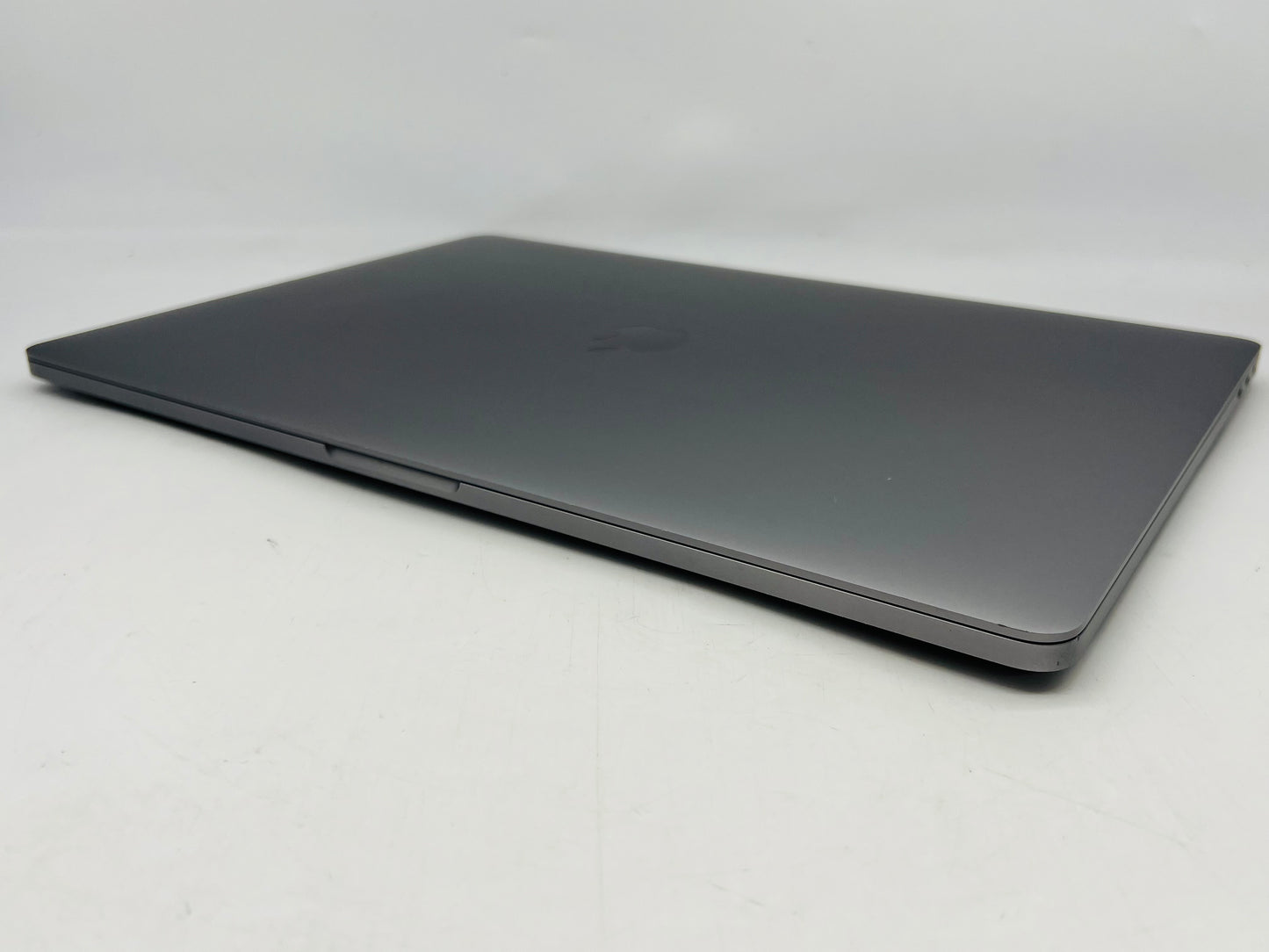 Apple 2019 MacBook Pro 16" TB 2.4GHz i9 32GB RAM 2TB SSD RP5500M 8GB - Very good