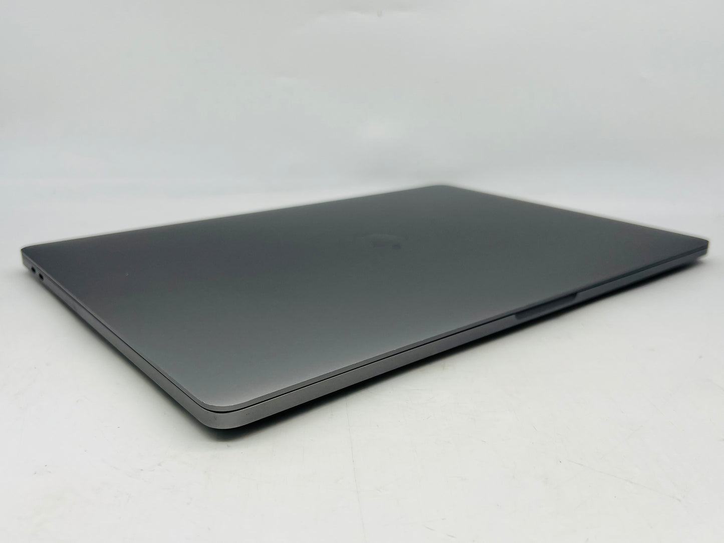 Apple 2019 MacBook Pro 16" TB 2.4GHz i9 32GB RAM 2TB SSD RP5500M 8GB - Very good