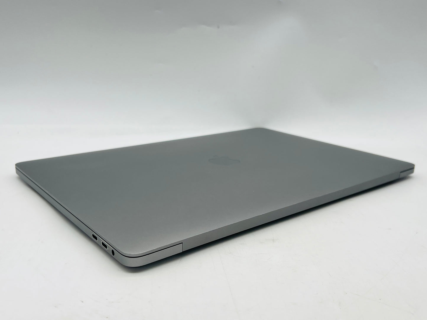 Apple 2019 MacBook Pro 16" 2.3GHz i9 64GB RAM 1TB SSD RP5500M 8GB - Good