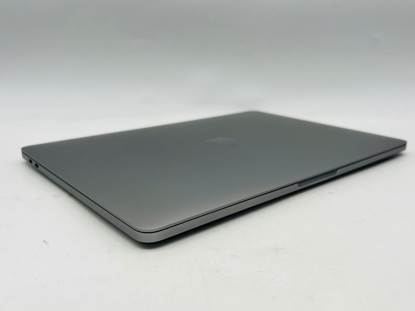 Apple 2020 MacBook Pro 13" M1 (8-Core GPU) 8GB RAM 256GB SSD - Excellent