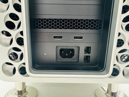 Apple 2019 Mac Pro 3.5GHz 8-Core Xeon W 32GB RAM 1TB SSD RP580X 8GB - Very Good