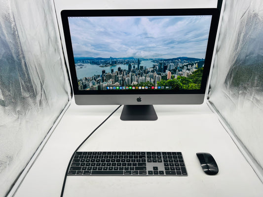Apple 2017 iMac Pro 27" 5K 3.0GHz 10-Core Xeon W 128GB RAM 2TB SSD Vega64X 16GB