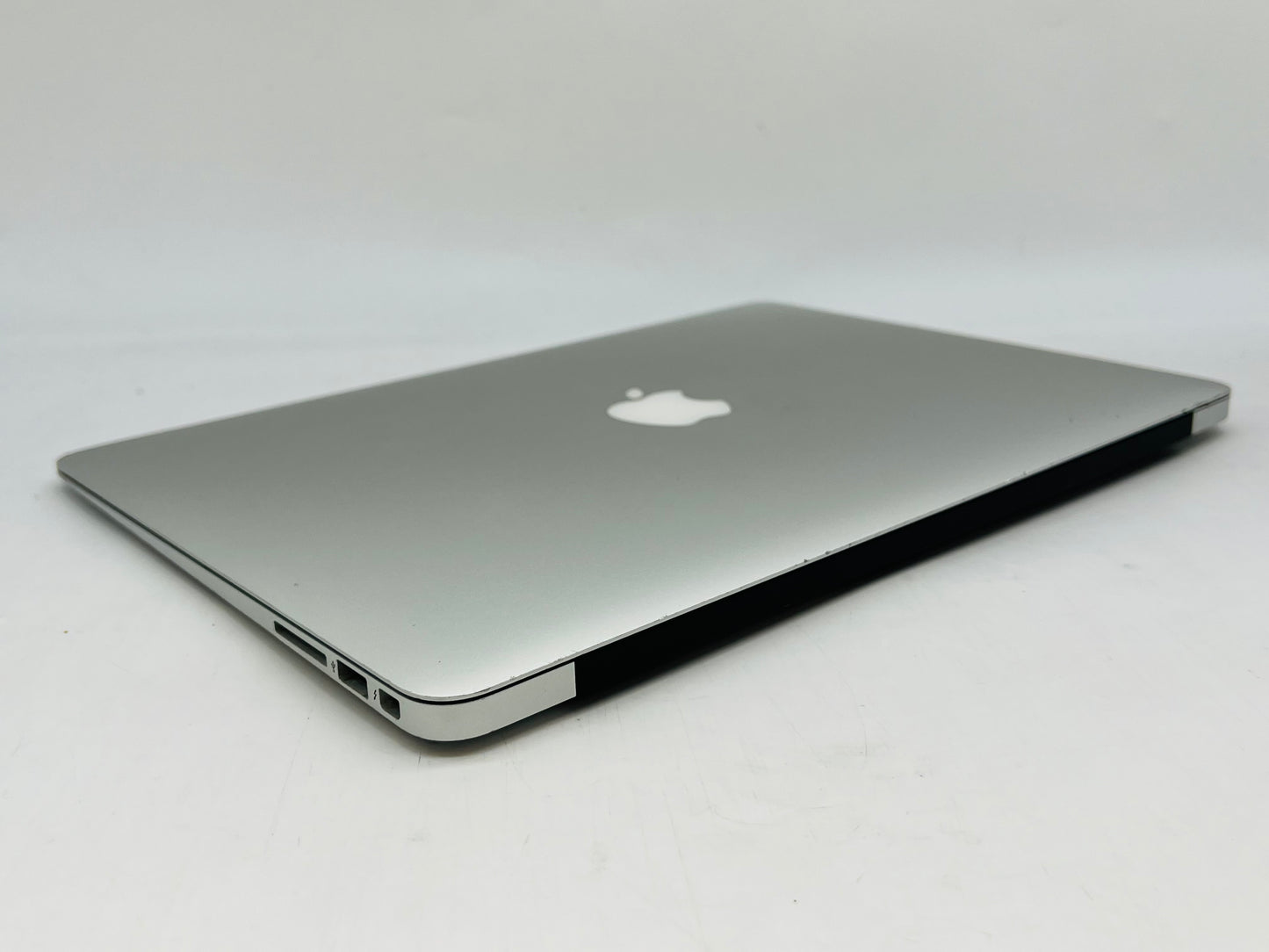 Apple 2017 MacBook Air Retina 1.8GHz i5 8GB RAM 128GB SSD IHG6000 - Grd D