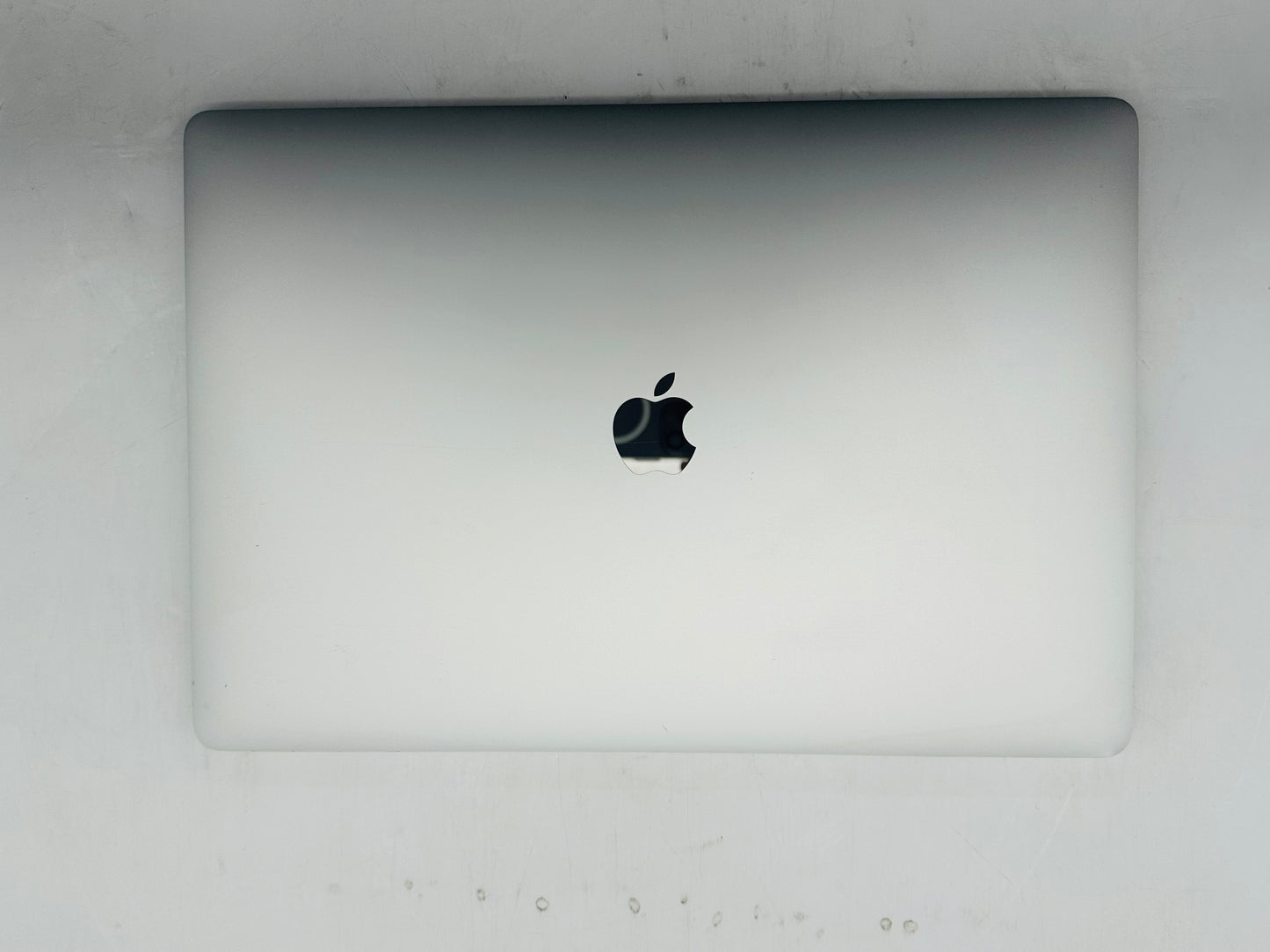 Apple 2019 MacBook Pro 16" 2.3GHz i9 16GB RAM 1TB SSD RP5500M 4GB AC+  Very Good