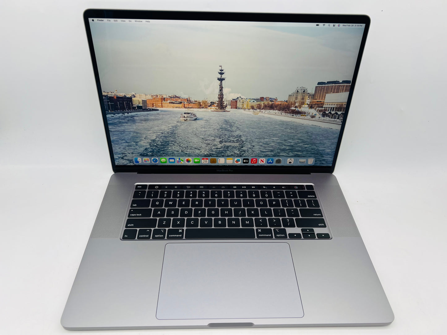 Apple 2019 MacBook Pro 16" 2.6GHz i7 32GB RAM 512GB SSD RP5300M 4GB - Excellent