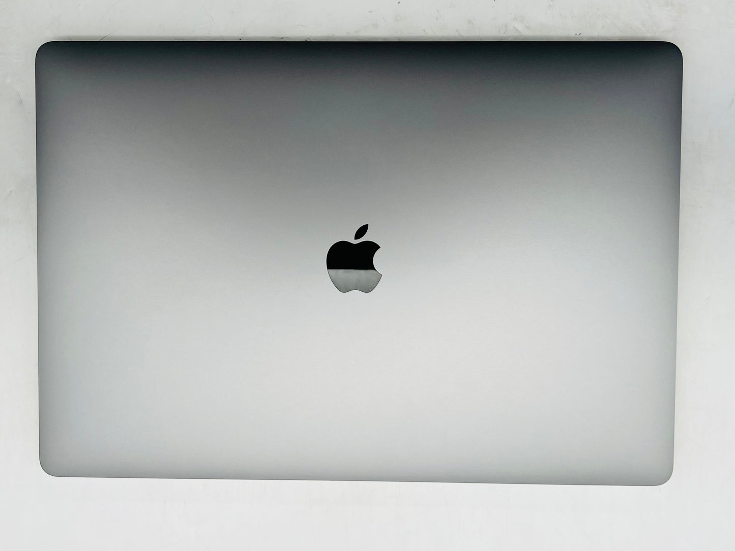 Apple 2019 MacBook Pro 16" 2.6GHz i7 32GB RAM 512GB SSD RP5300M 4GB - Excellent