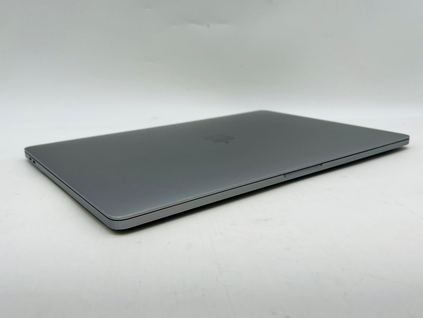 Apple 2019 MacBook Pro 16 in 2.3GHz i9 32GB RAM 1TB SSD RP5500M 4GB - Very Good