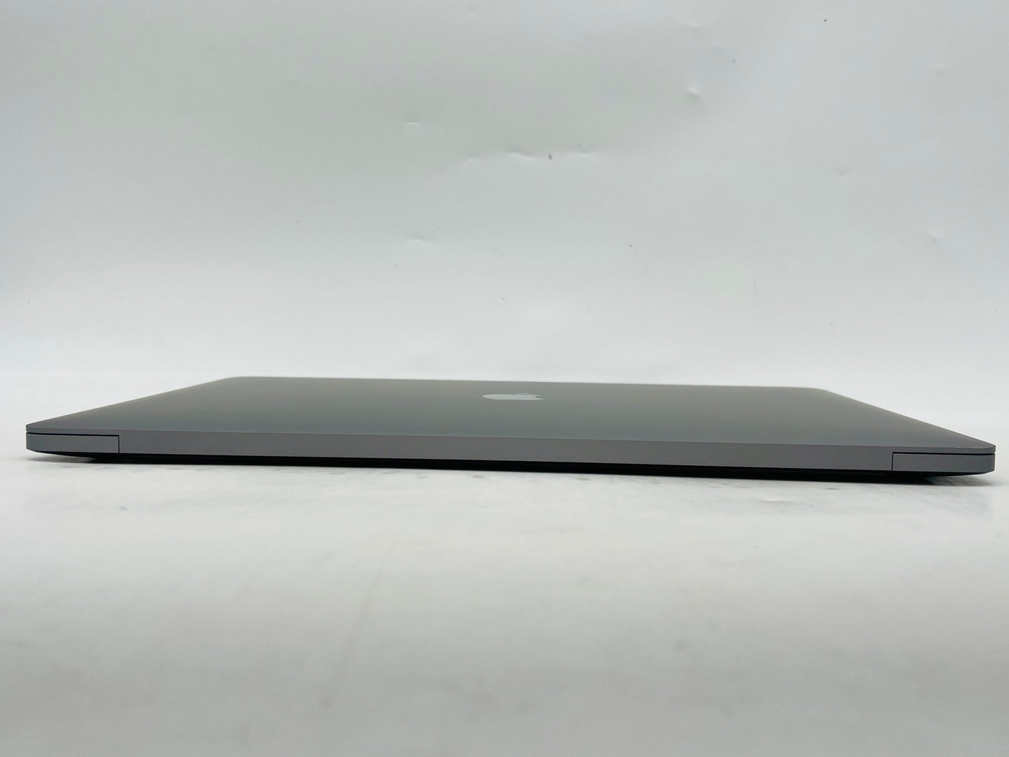 Apple 2019 MacBook Pro 16" 2.6GHz i7 32GB RAM 512GB SSD RP5300M 4GB - Excellent