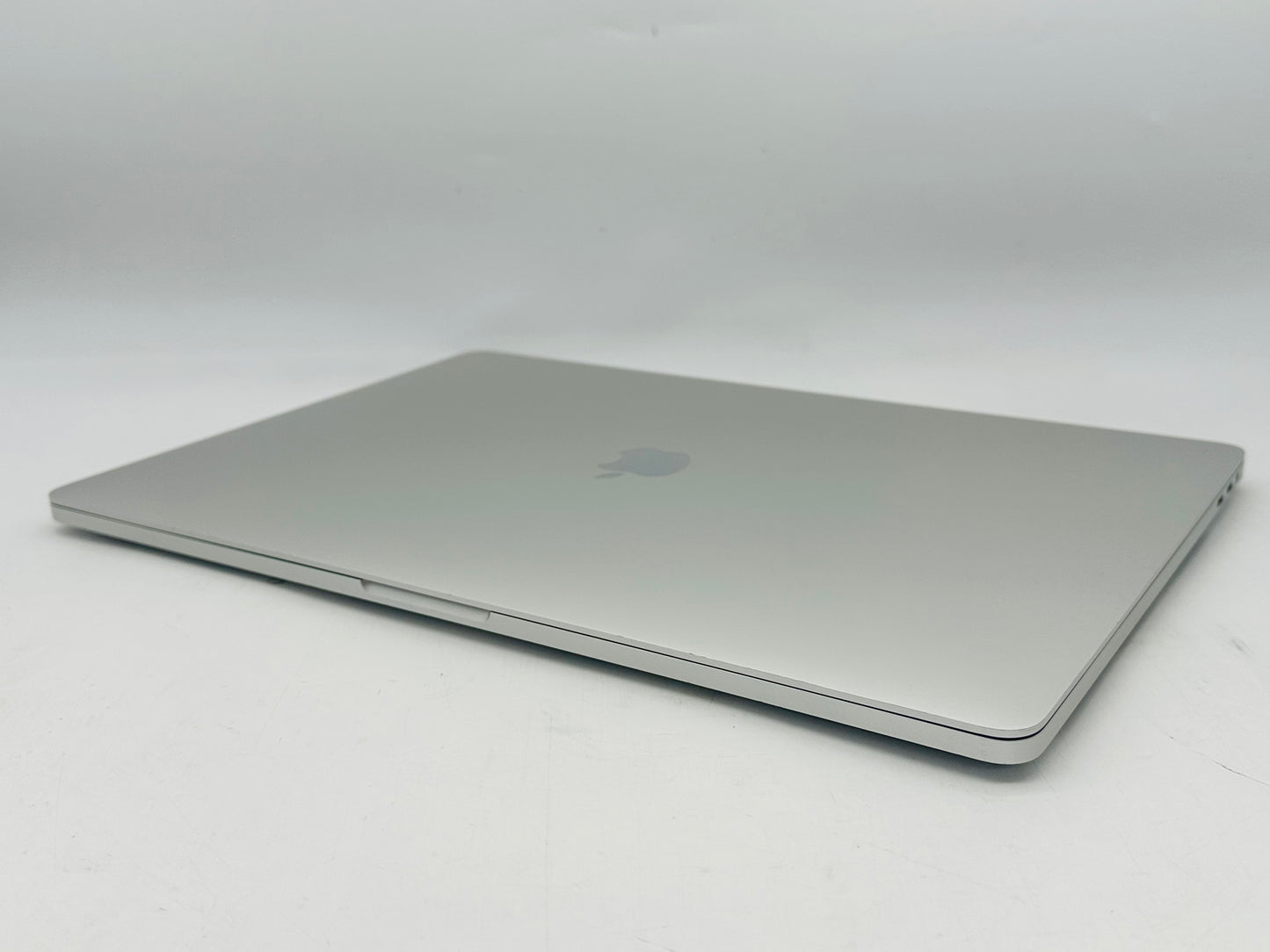 Apple 2019 MacBook Pro 16" 2.4GHz i9 32GB RAM 2TB SSD RP5500M 8GB AC+ Very Good