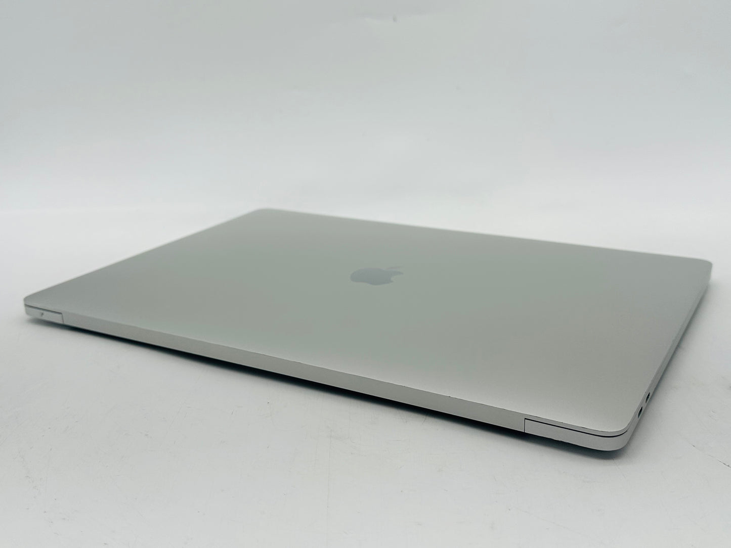 Apple 2019 MacBook Pro 16" 2.4GHz i9 32GB RAM 2TB SSD RP5500M 8GB AC+ Very Good