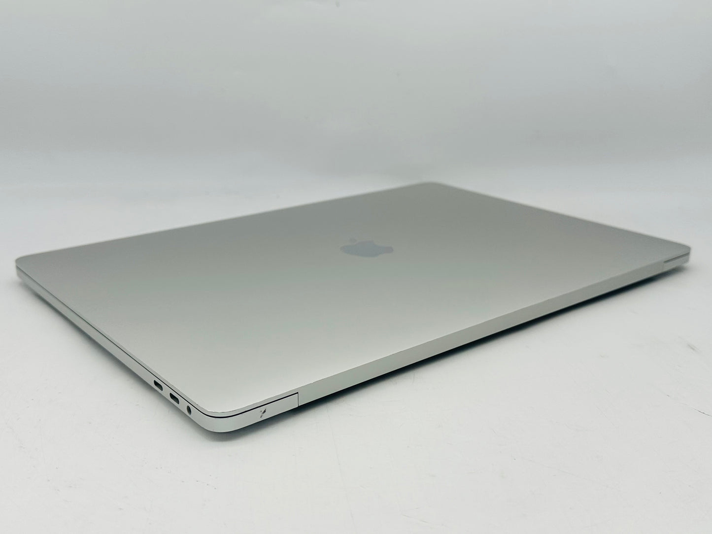 Apple 2019 MacBook Pro 16" 2.4GHz i9 32GB RAM 2TB SSD RP5500M 8GB AC+ Very Good