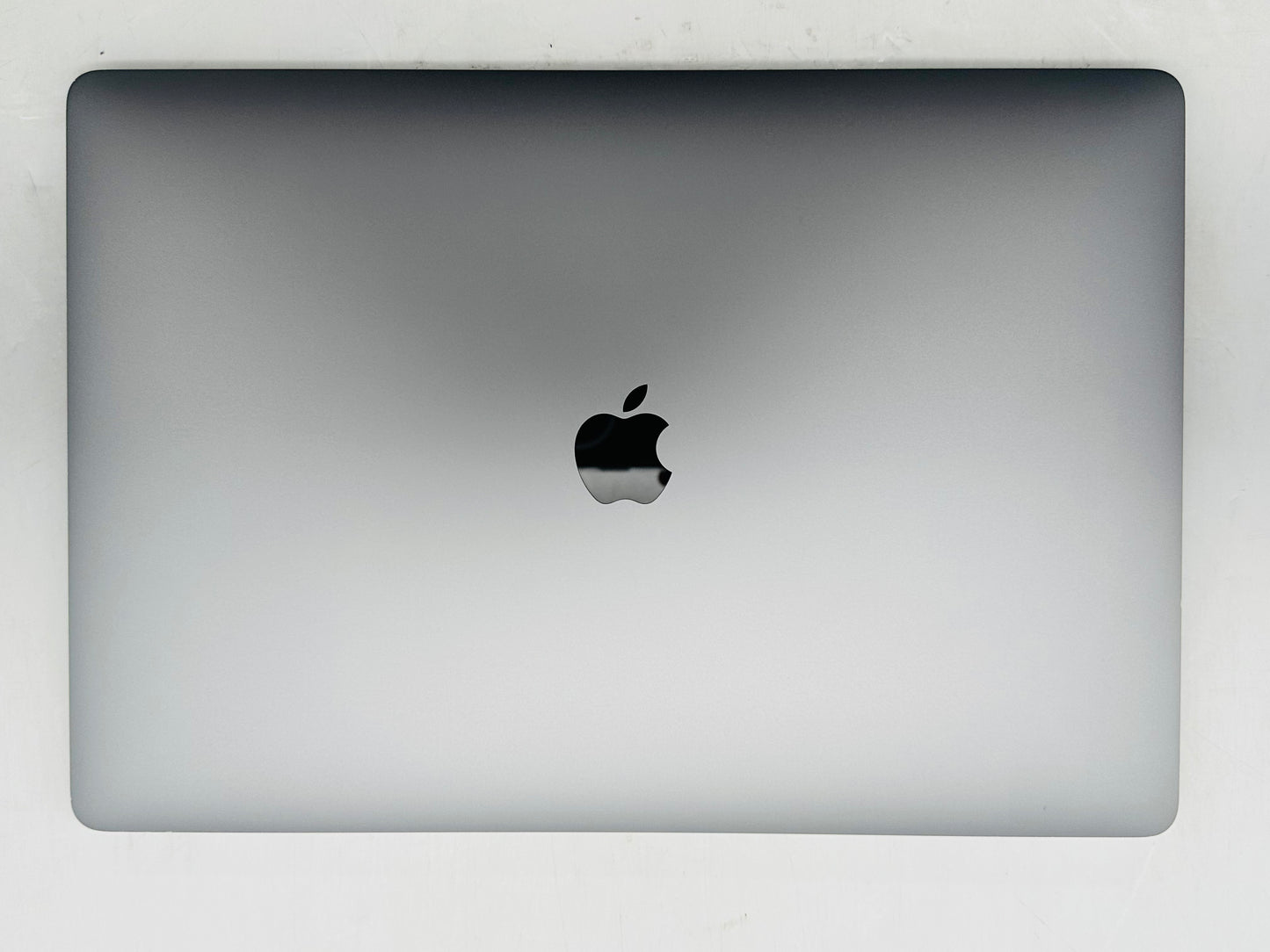 Apple 2019 MacBook Pro 16" 2.3GHz i9 32GB RAM 1TB SSD RP5500M 8GB - Very Good