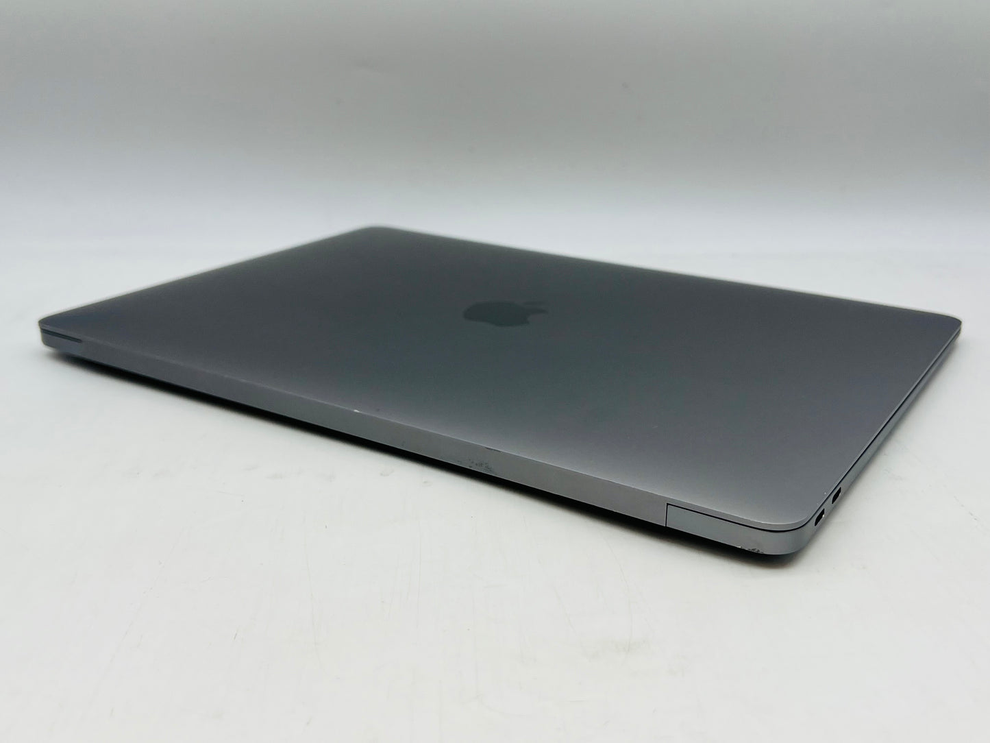 Apple 2020 MacBook Air M1 3.2GHz (7-Core GPU) 16GB RAM 256GB SSD - Very good
