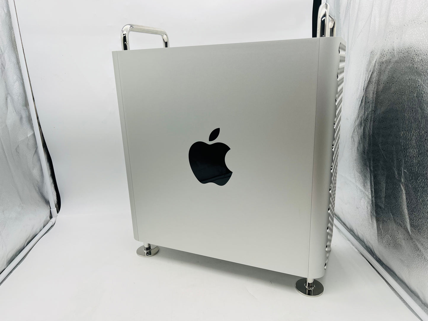 Apple 2019 Mac Pro 3.2GHz 16-Core Xeon W 32GB RAM 1TB SSD 2x RP W5700X 16GB