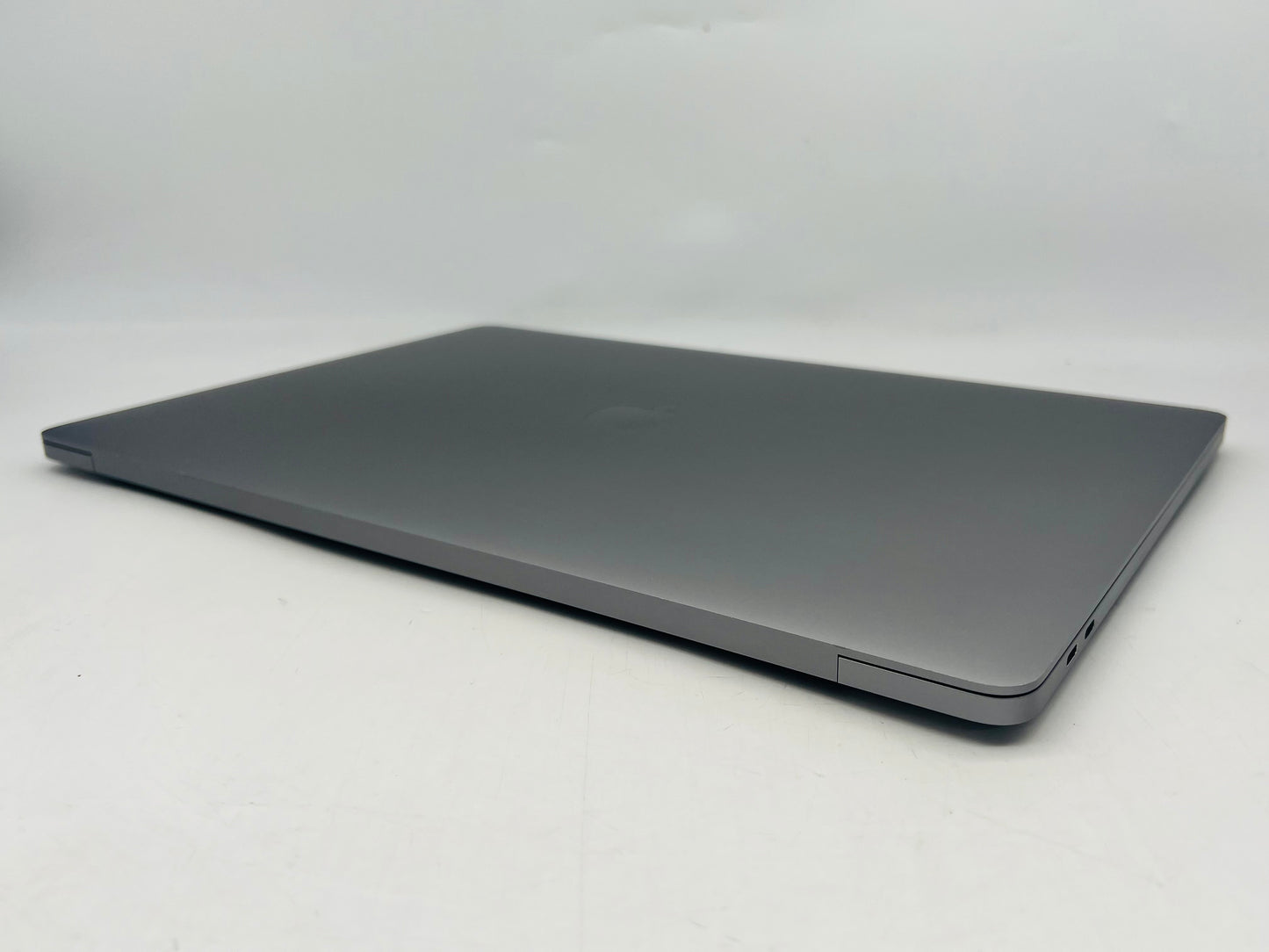 Apple 2019 MacBook Pro 16" 2.4GHz i9 32GB RAM 1TB SSD RP5500M 8GB - Very good