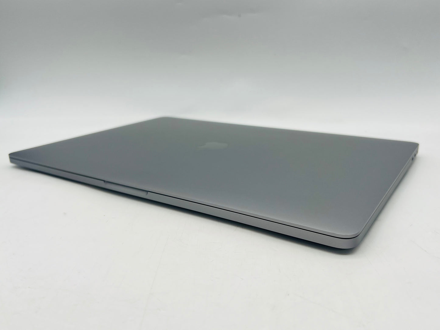 Apple 2019 MacBook Pro 16" 2.4GHz i9 32GB RAM 1TB SSD RP5300M 4GB - Very good