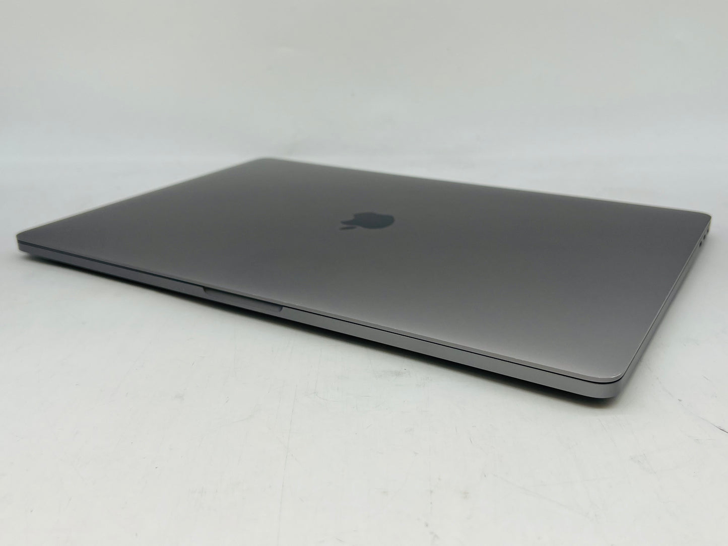 Apple 2019 MacBook Pro 16" 2.6GHz i7 32GB RAM 1TB SSD RP5300M 4GB - Very good