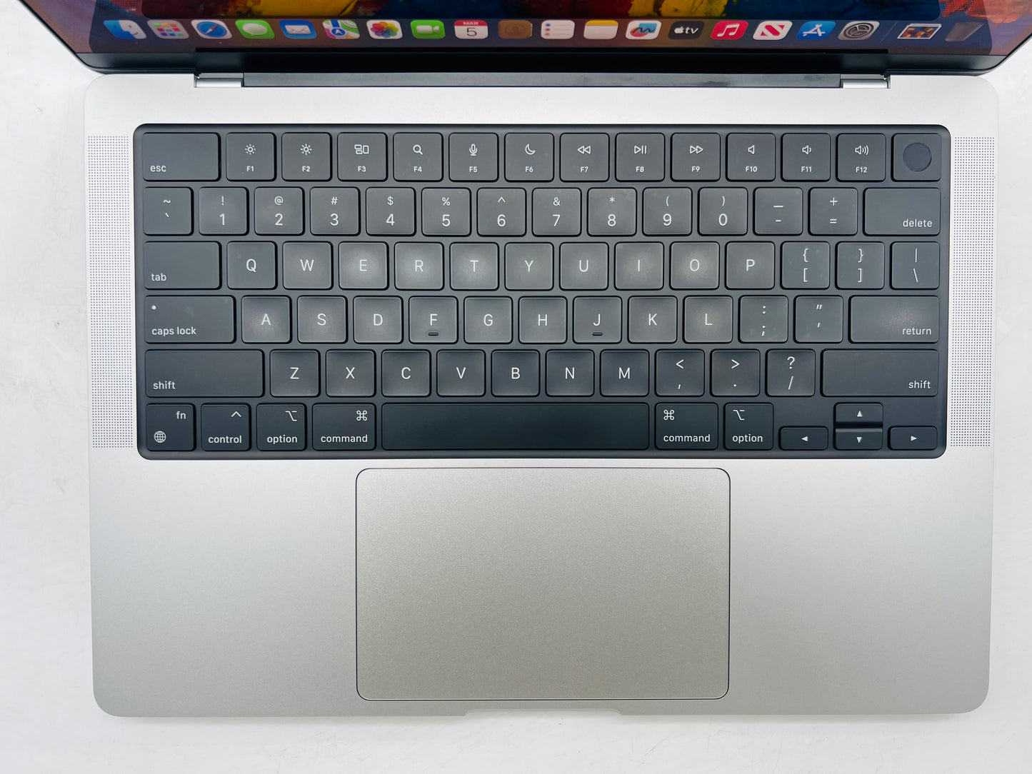 Apple 2021 MacBook Pro 14" M1 Pro (14-Core GPU) 16GB RAM 512GB SSD Excellent