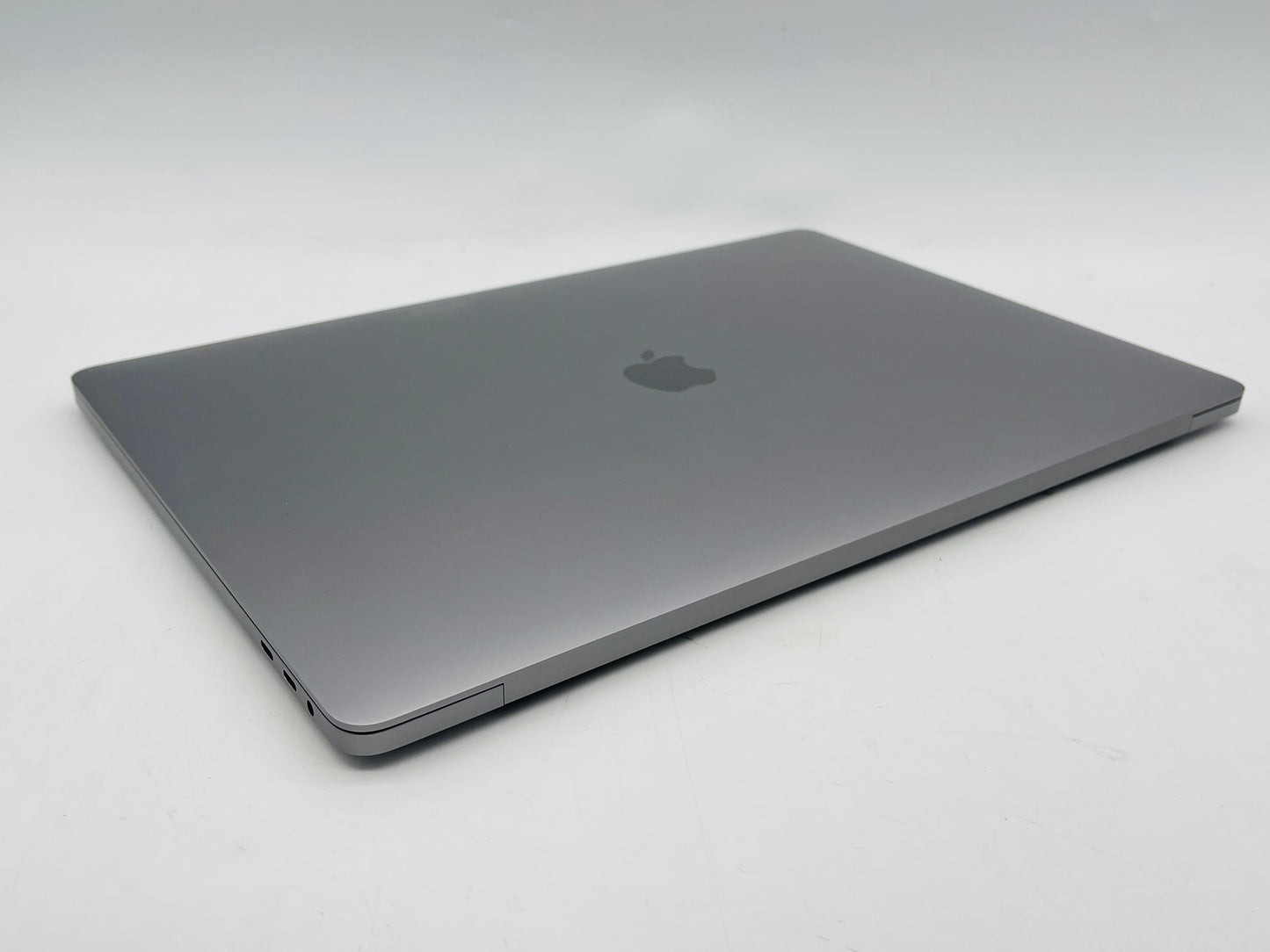 Apple 2019 MacBook Pro 16 in 2.3GHz i9 64GB RAM 1TB SSD RP5500M 8GB - Excellent