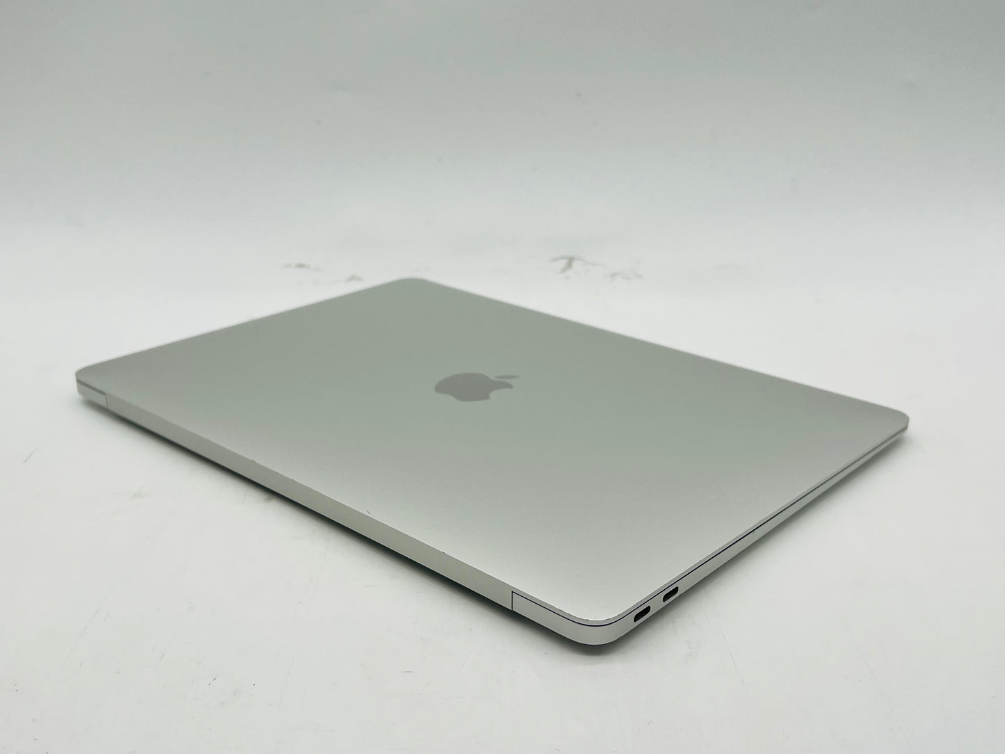 Apple 2019 MacBook Air 13 in 1.6GHz Dual-Core i5 8GB RAM 128GB SSD IUG617