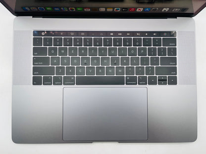 Apple 2019 MacBook Pro 15 in 2.6GHz i7 16GB RAM 256GB SSD RP555X 4GB - Very Good