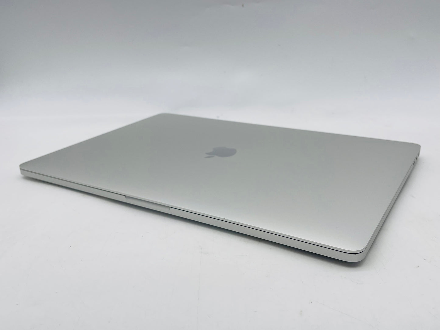 Apple 2019 MacBook Pro 16 in TB 2.6GHz i7 16GB RAM 512GB SSD RP5300M 4GB - Good