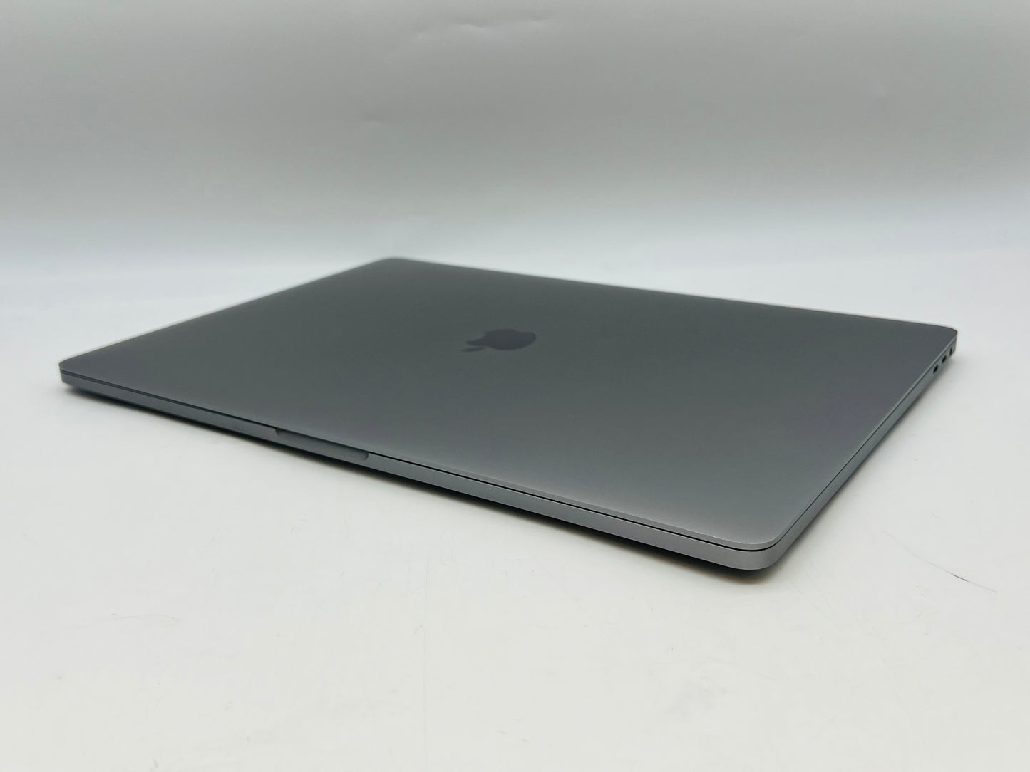 Apple 2019 MacBook Pro 16 in 2.3GHz i9 32GB RAM 1TB SSD RP5500M 8GB - Very Good