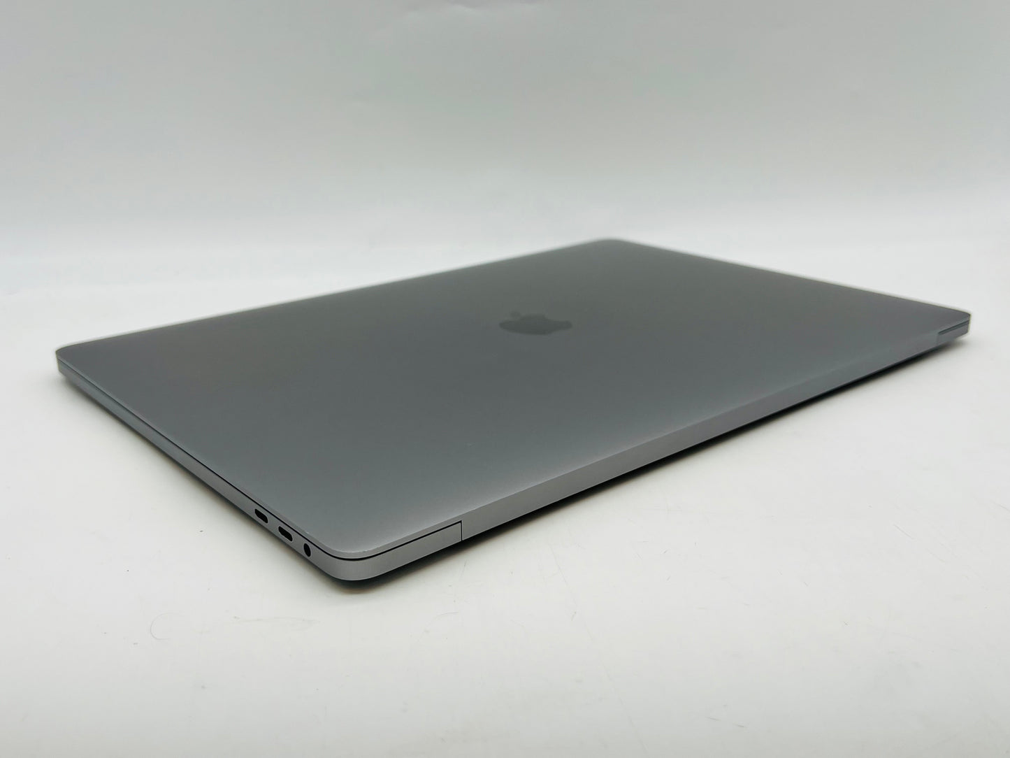 Apple 2019 MacBook Pro 16 in 2.3GHz i9 32GB RAM 1TB SSD RP5500M 8GB - Very Good