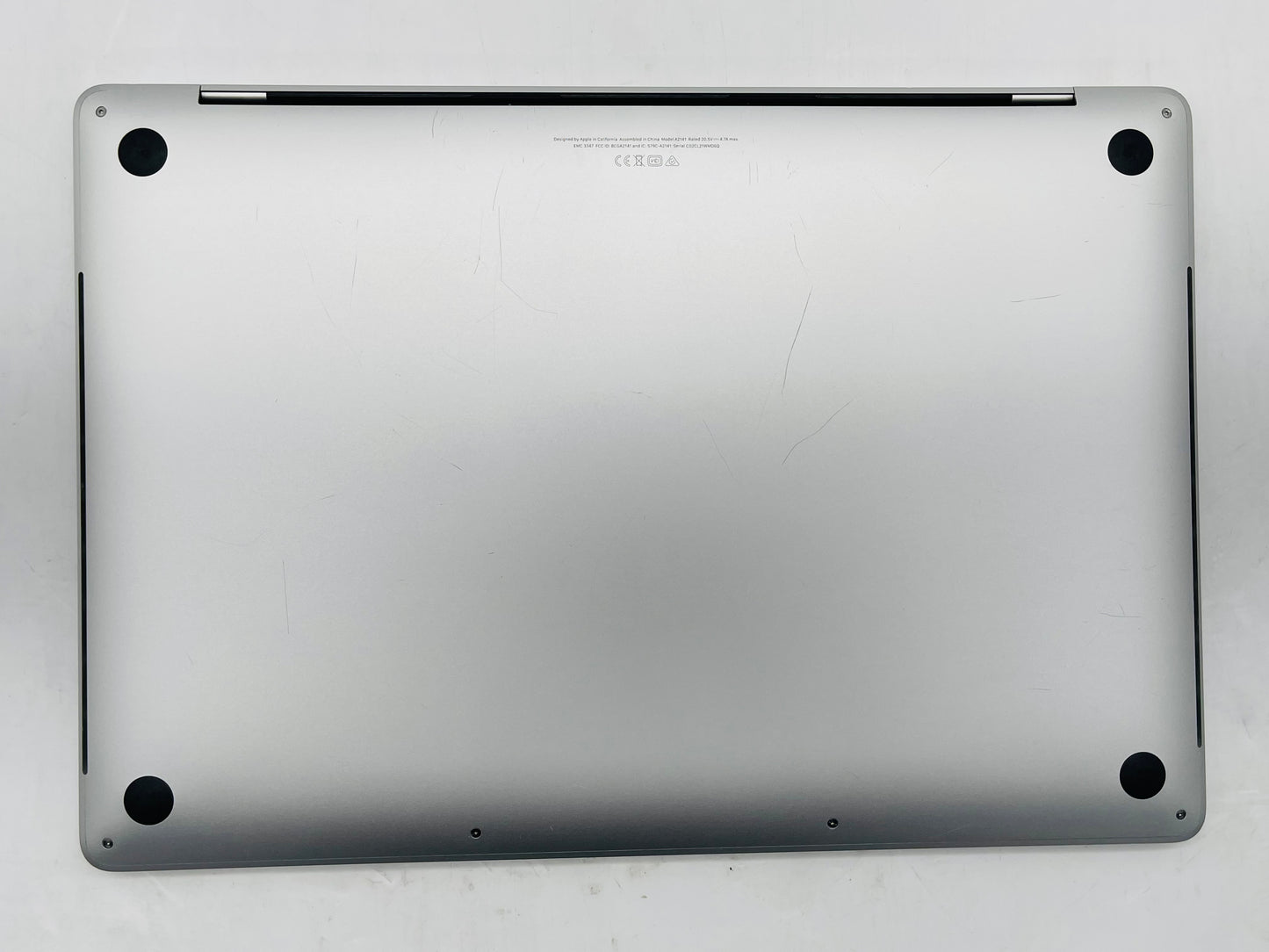 Apple 2019 MacBook Pro 16 in 2.3GHz i9 16GB RAM 1TB SSD RP5500M 4GB - Very Good