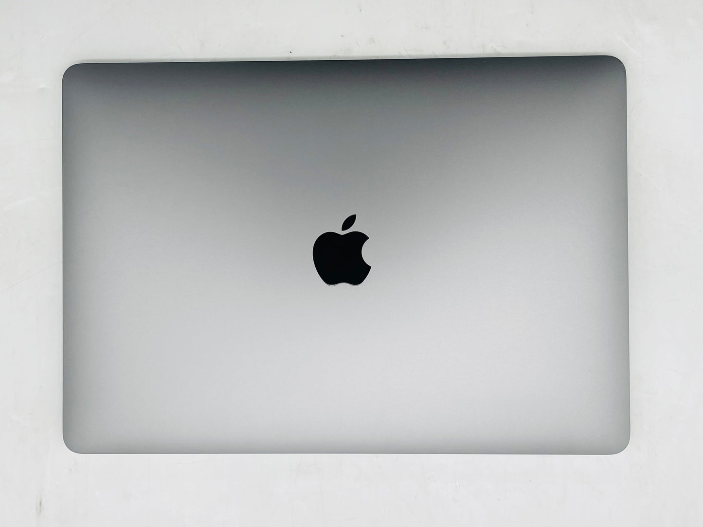 Apple 2020 MacBook Air M1 3.2GHz (7-Core GPU) 16GB RAM 256GB SSD - Very good