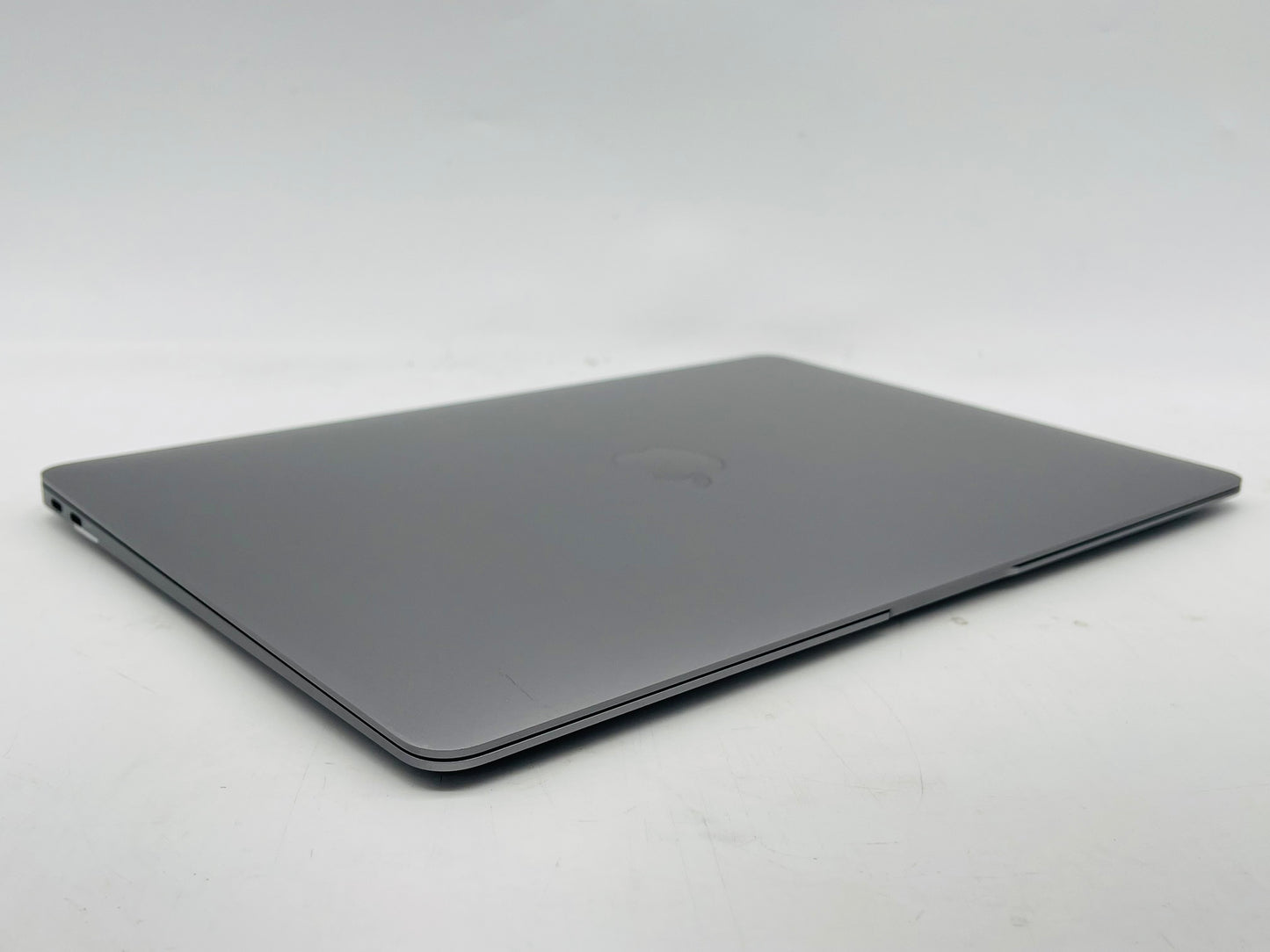 Apple 2020 MacBook Air M1 3.2GHz (7-Core GPU) 16GB RAM 256GB SSD - Very good