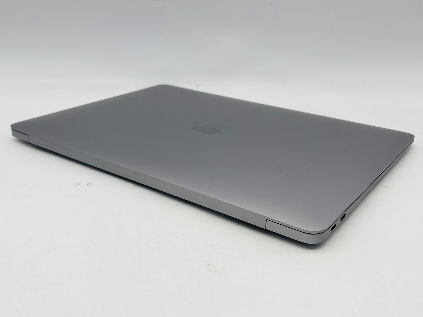 Apple 2020 MacBook Air M1 3.2GHz (7-Core GPU) 16GB RAM 256GB SSD - Very good