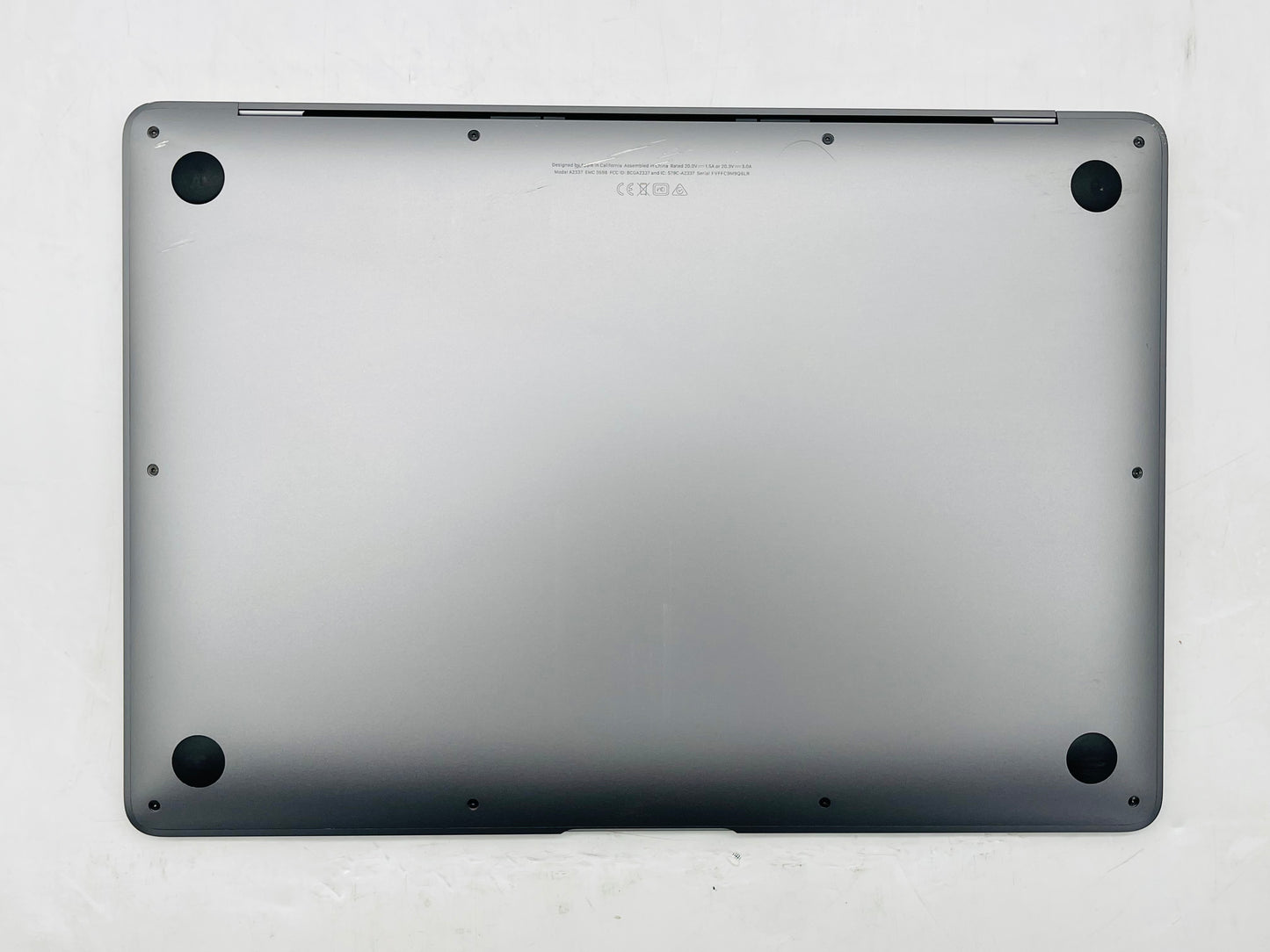 Apple 2020 MacBook Air M1 3.2GHz (7-Core GPU) 16GB RAM 256GB SSD - Very good