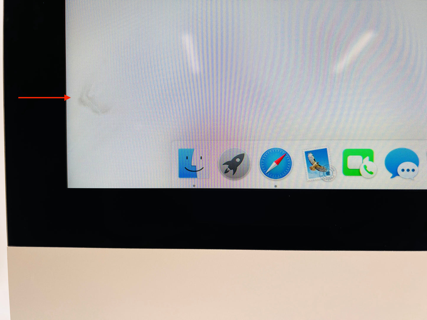 Apple 2017 iMac 21" 2.3GHz i5 8GB RAM 1TB Fusion Drive IIPG640 - Very good