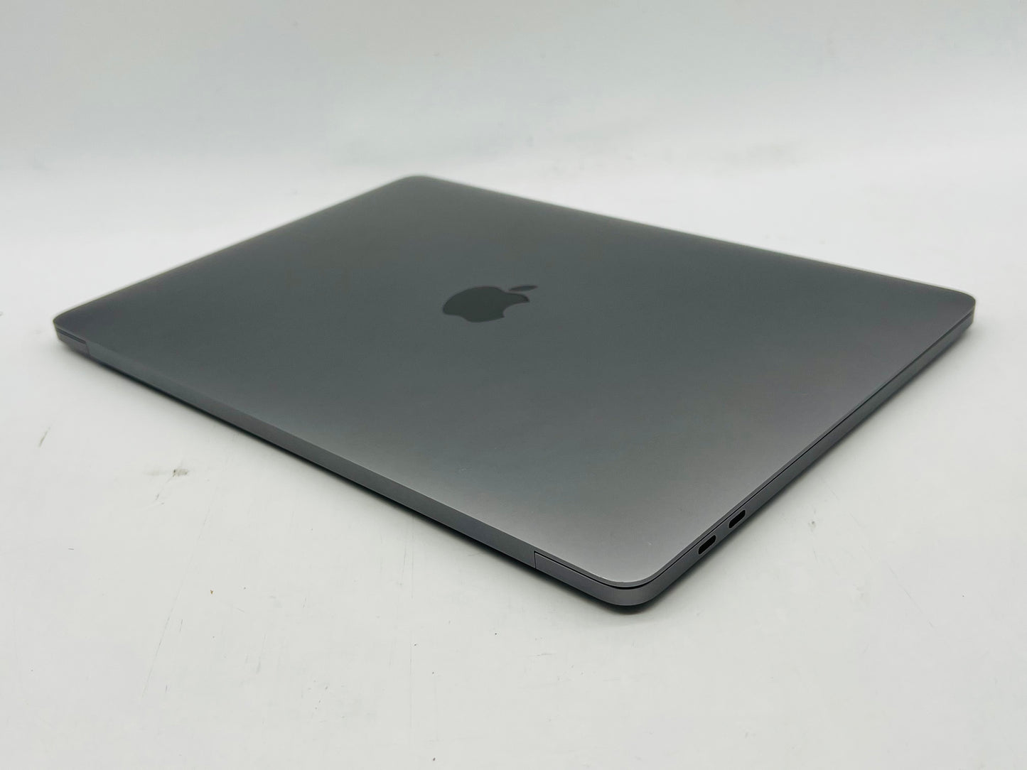 Apple 2019 MacBook Pro 13 in TB 2.4GHz i5 8GB RAM 256GB SSD IIPG655 - Good