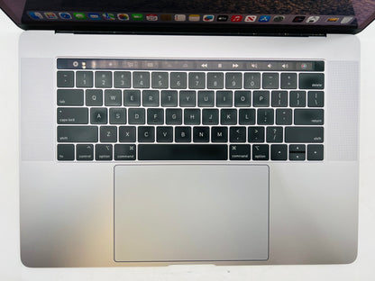 Apple 2018 MacBook Pro 15" TB 2.9GHz i9 32GB RAM 512GB RP560X 4GB - Very good