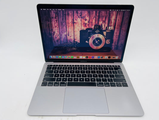 Apple 2019 MacBook Air 13 in 1.6GHz i5 8GB RAM 512GB SSD IUG617 - Very Good