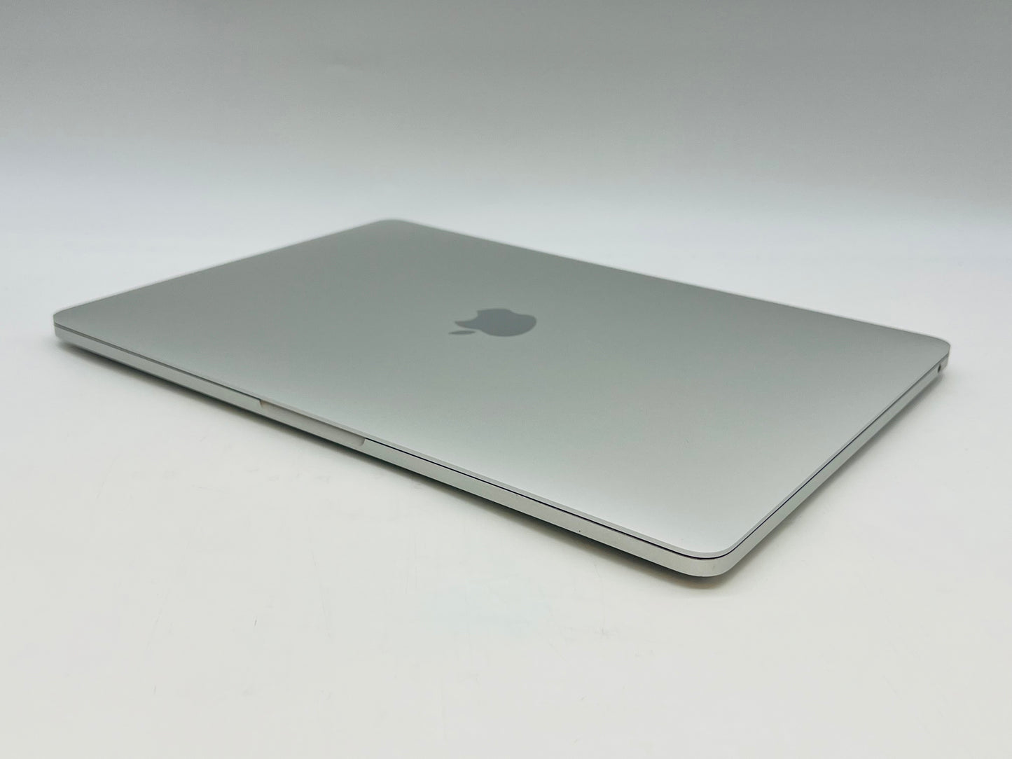 Apple 2020 MacBook pro 13" M1 (8-Core GPU) 8GB RAM 256GB SSD - Very good