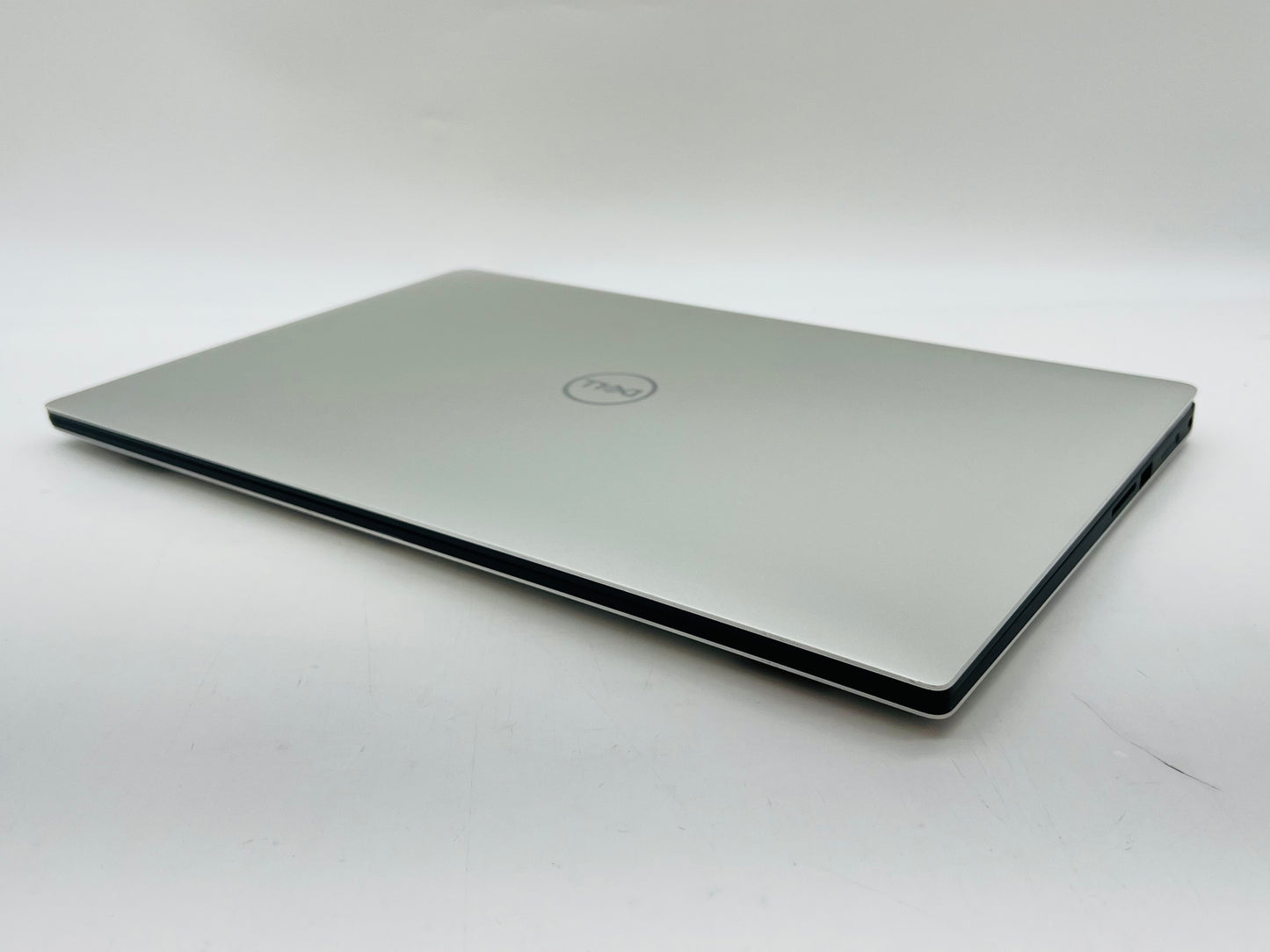 Dell Precision 5530 15.6" 2.6GHz i7-8850H 32GB RAM 512GB SSD Nvidia Quadro P1000