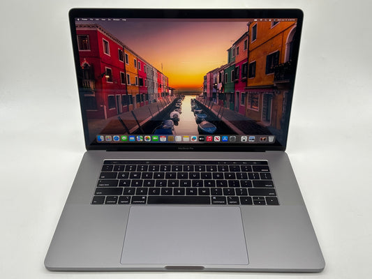 Apple 2019 MacBook Pro 15 in 2.6GHz i7 32GB RAM 512GB SSD RP555X 4GB - Very Good