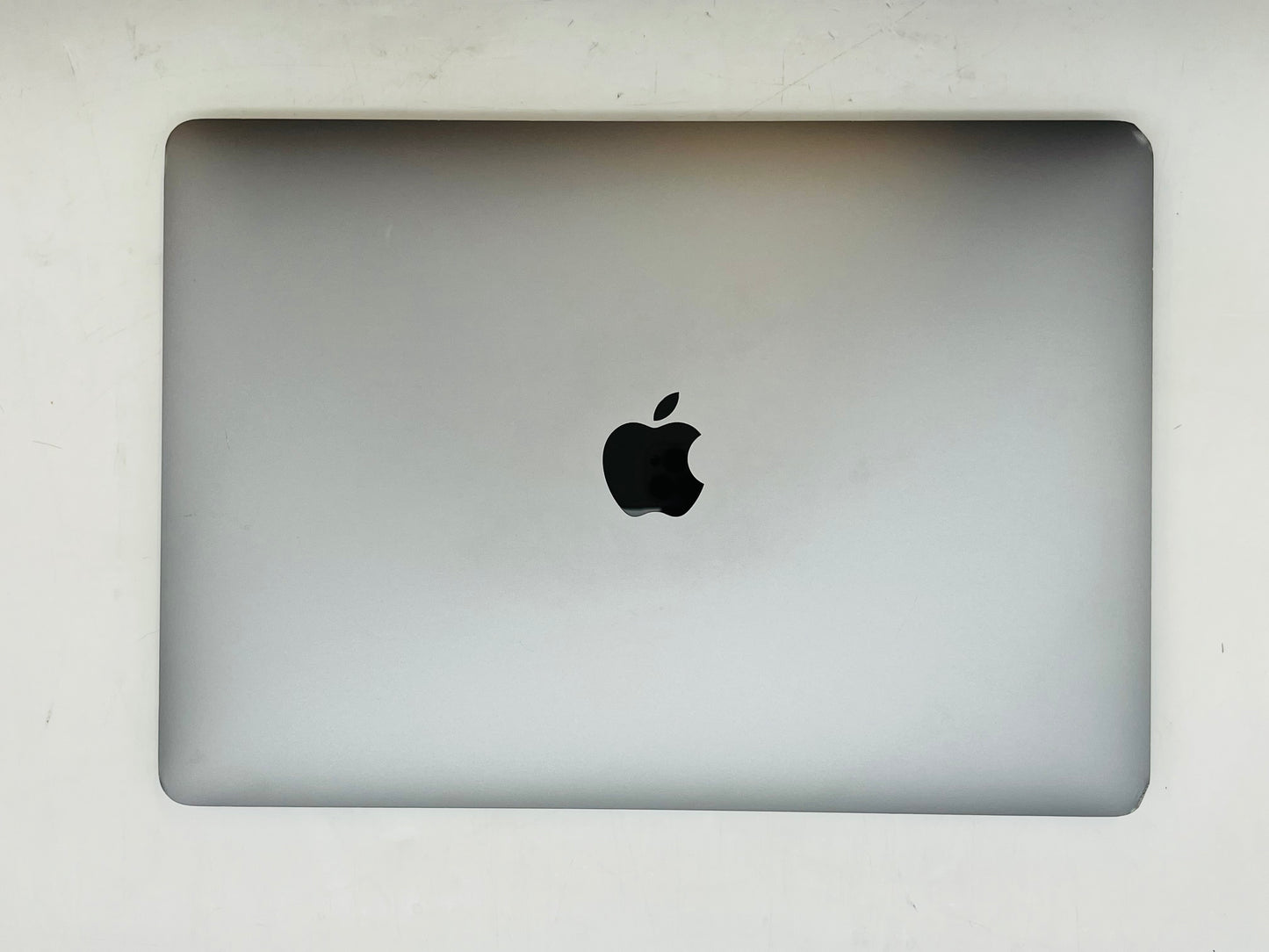 Apple 2020 MacBook pro 13" M1 (8-Core GPU) 8GB RAM 256GB SSD - Good