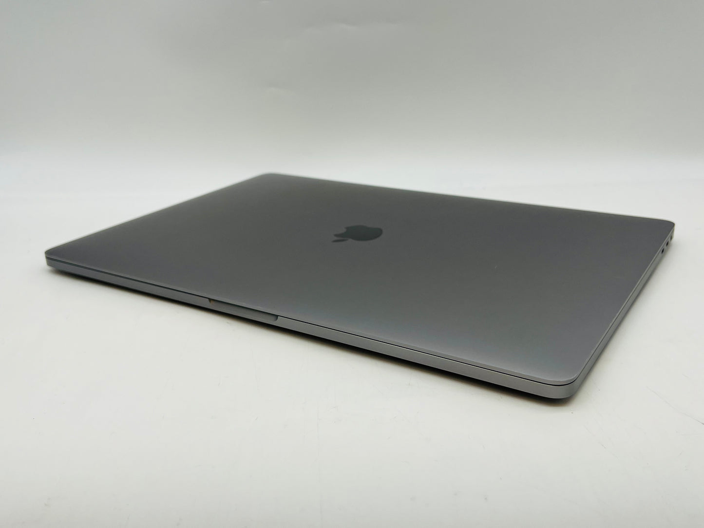 Apple 2019 MacBook Pro 16" 2.4GHz i9 32GB RAM 2TB SSD RP5500M 8GB - Very good