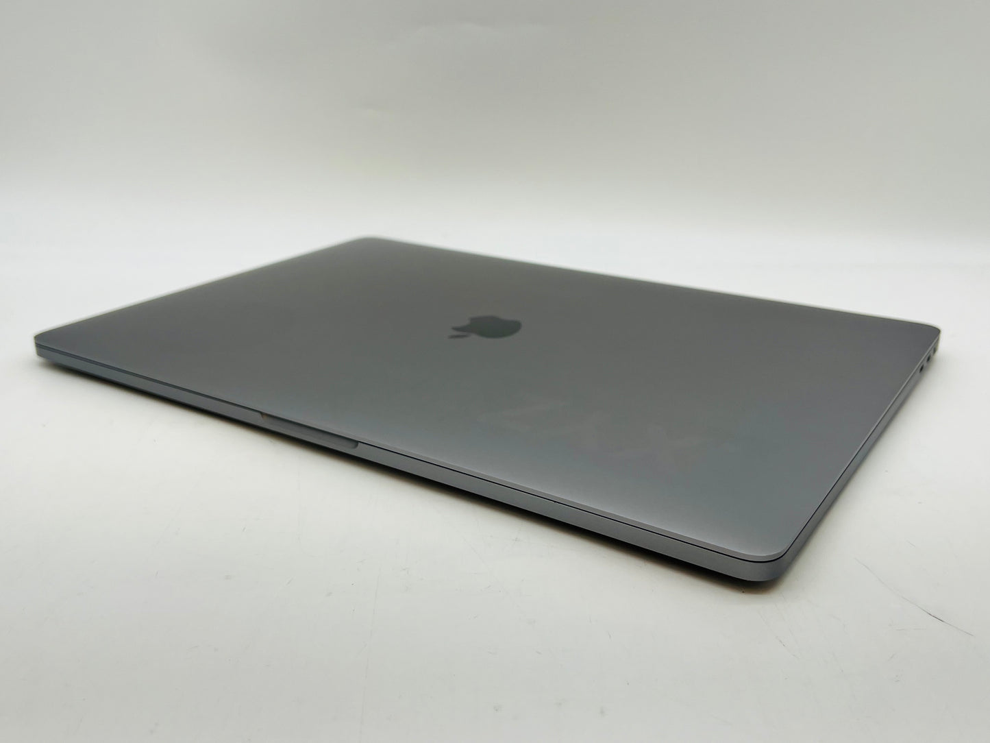 Apple 2019 MacBook Pro 16" 2.6GHz i7 16GB RAM 1TB SSD RP5300M 4GB - Very good