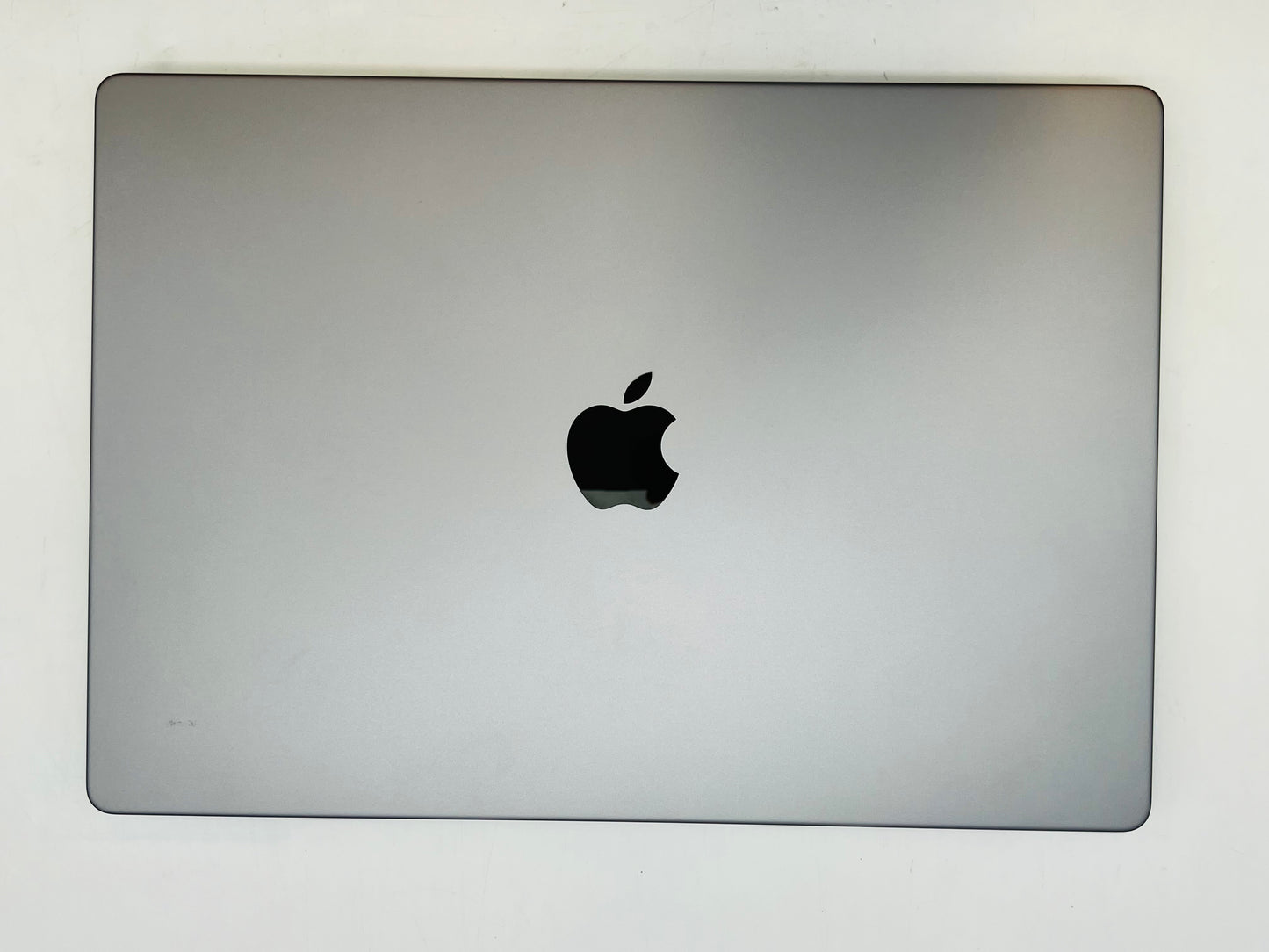 Apple 2021 MacBook Pro 16" M1 Max (24-Core GPU) 32GB RAM 1TB SSD AC+ - Excellent