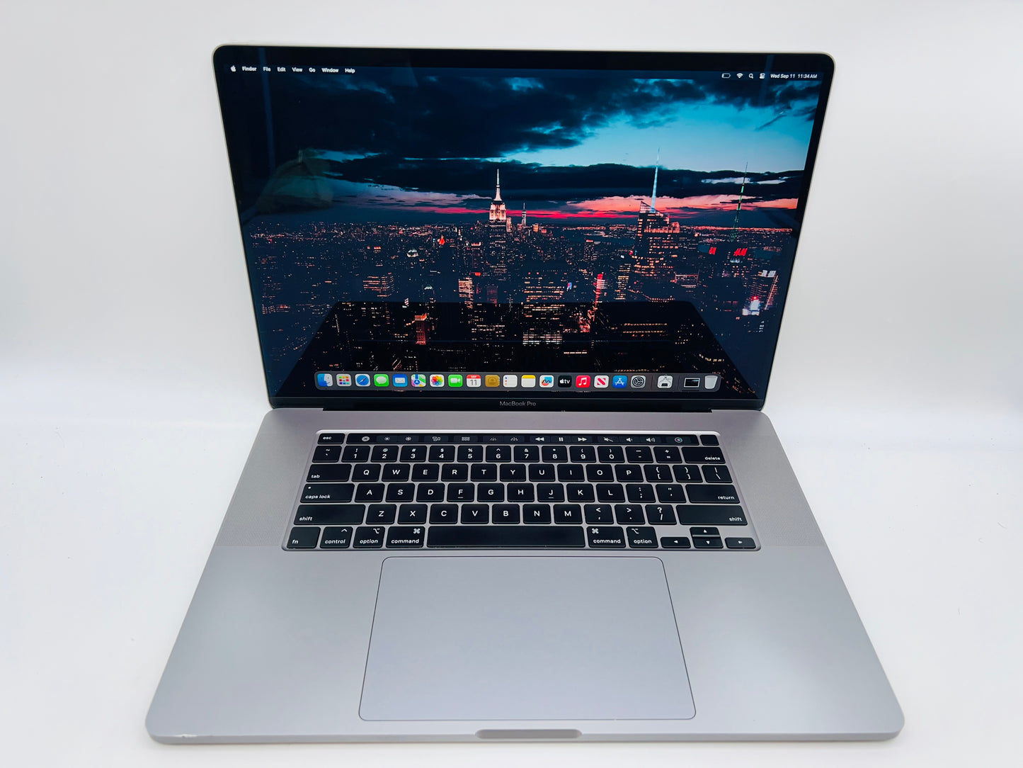 Apple 2019 MacBook Pro 16" 2.6GHz i7 16GB RAM 1TB SSD RP5300M 4GB - READ