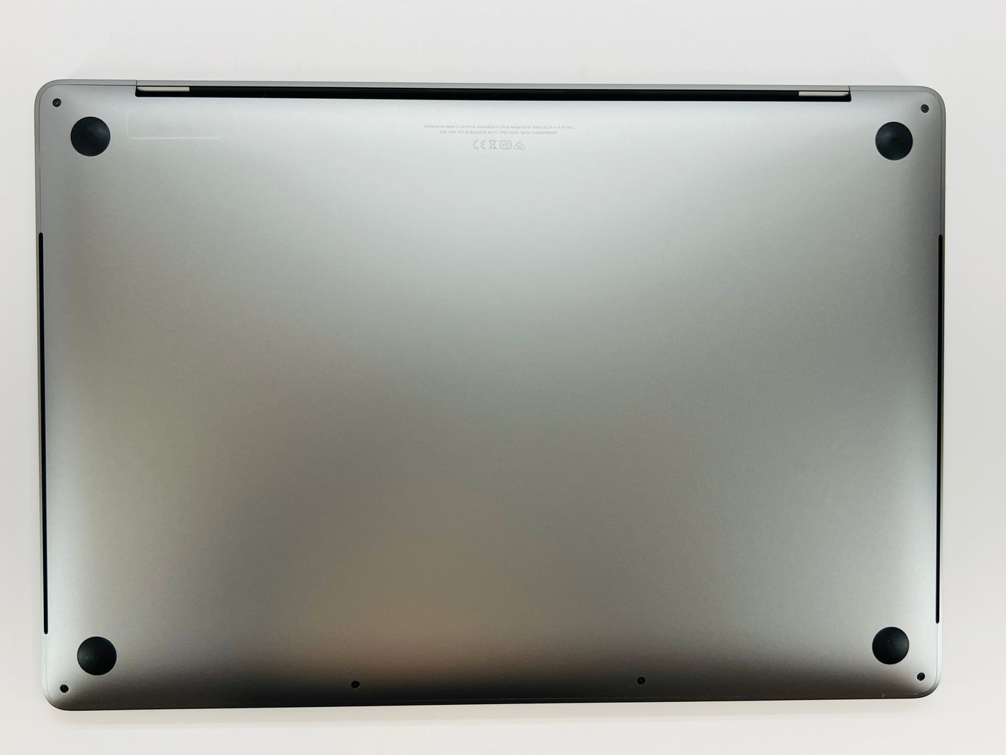 Apple 2019 MacBook Pro 16 in 2.3GHz i9 32GB RAM 1TB SSD RP5500M 8GB - Very Good