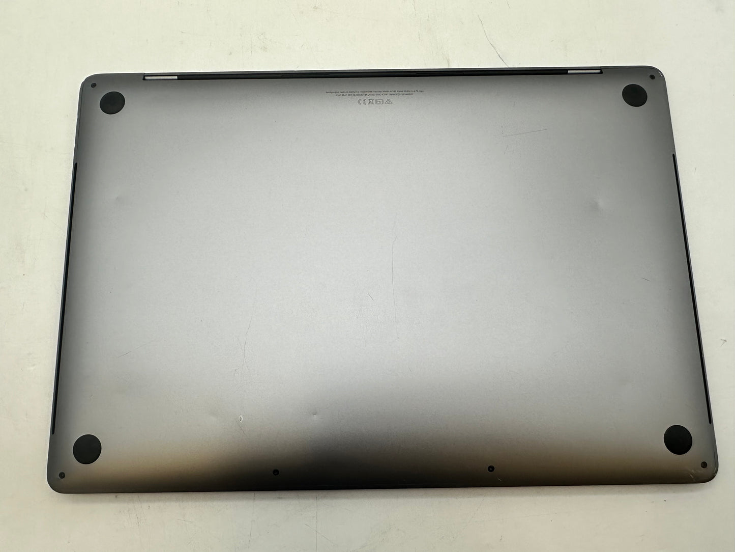 Apple 2019 MacBook Pro 16 in 2.3GHz i9 32GB RAM 1TB SSD RP5500M 4GB - Good