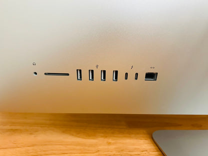 Apple 2017 iMac 27" 5k Retina 4.2GHz i7 40GB RAM 1TB SSD RP580 8GB - Very good